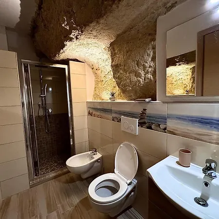 Bed & Breakfast Elegant Dei 4*